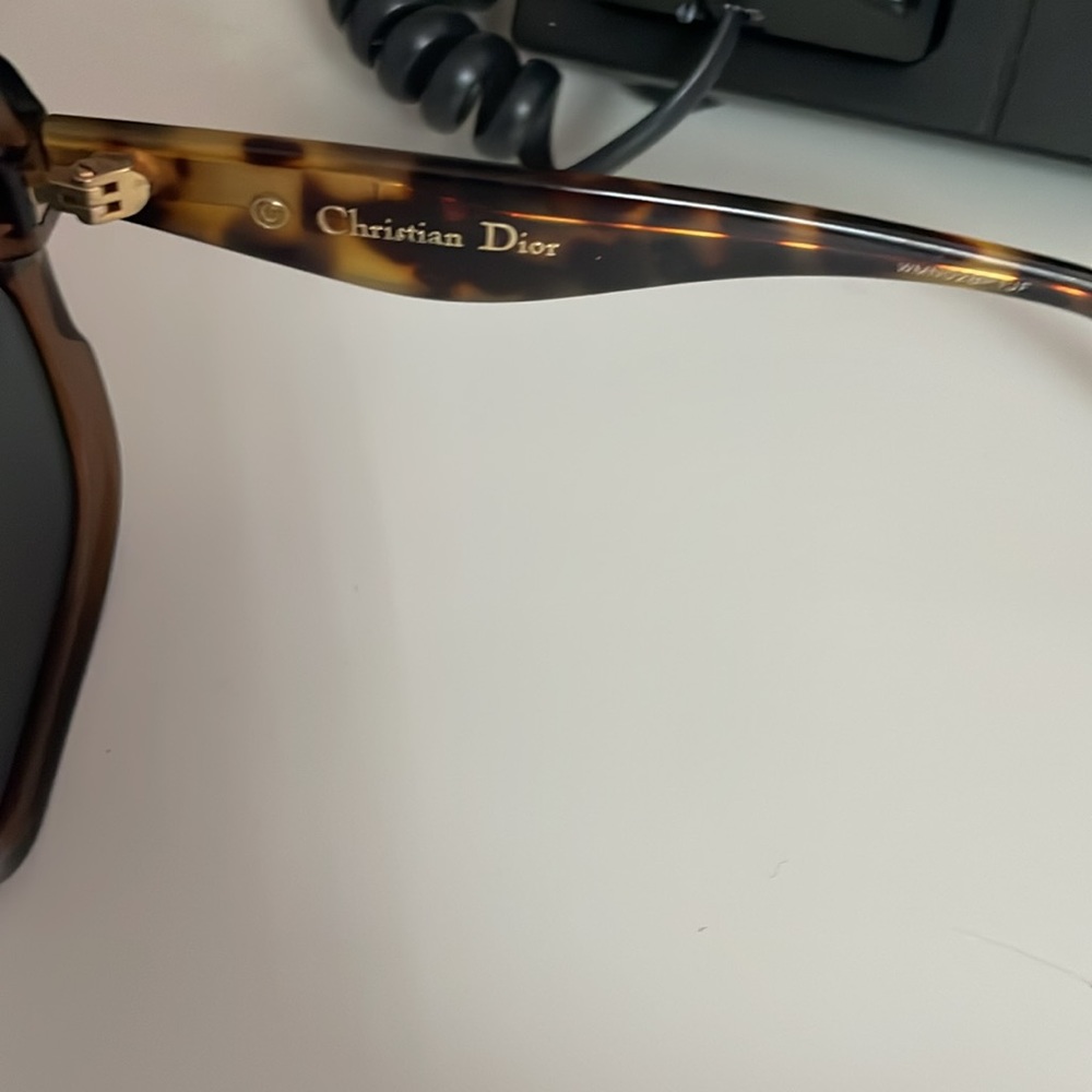 Dior Nuance Sunglasses - Picture 3 of 6